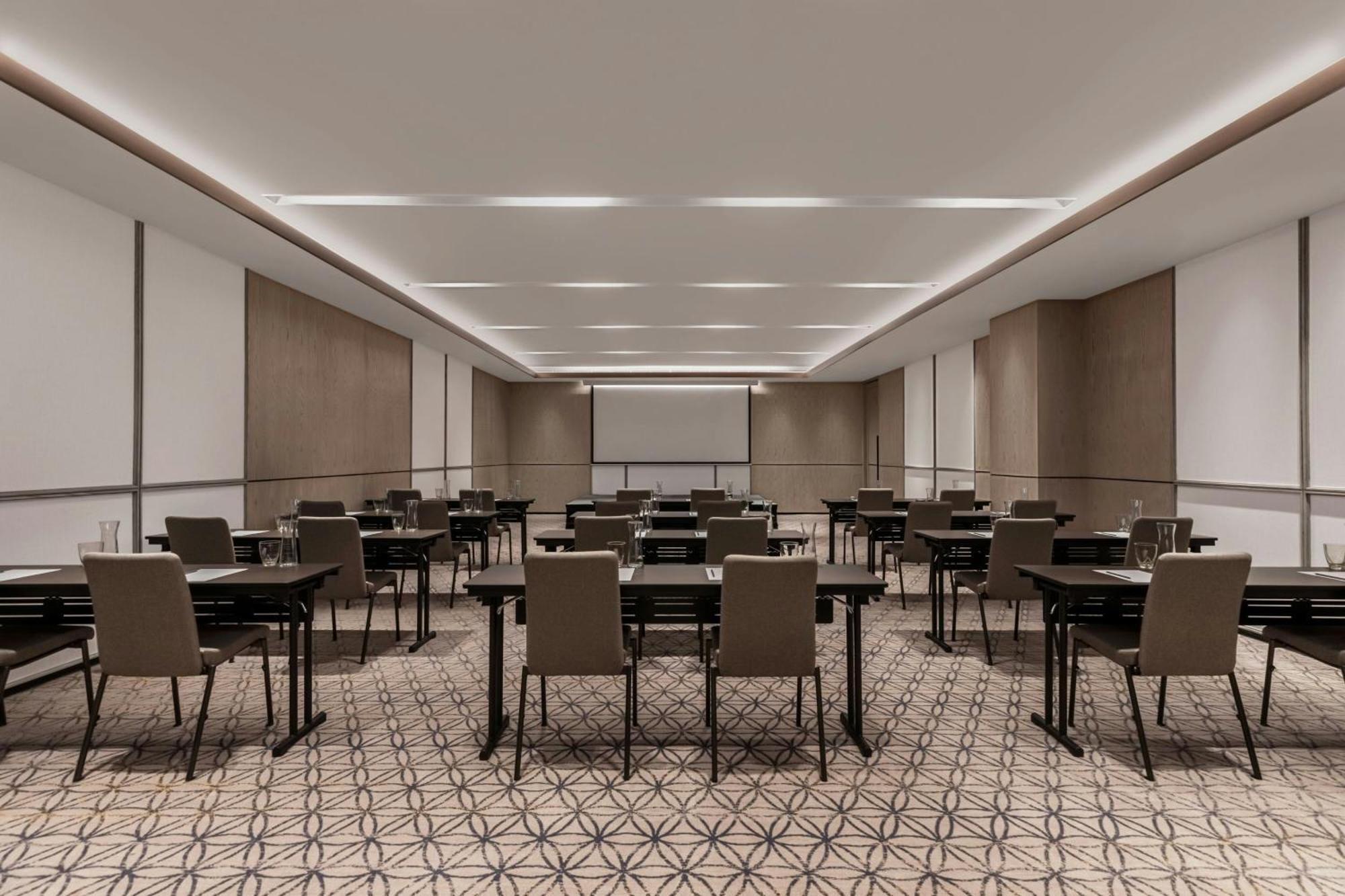 Hotel Courtyard By Marriott Phuket Town Exterior foto