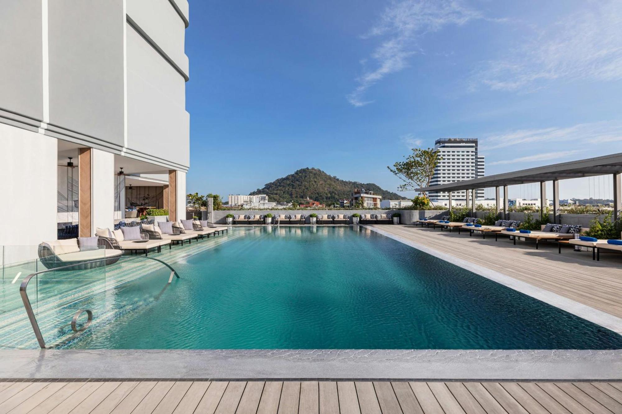 Hotel Courtyard By Marriott Phuket Town Exterior foto