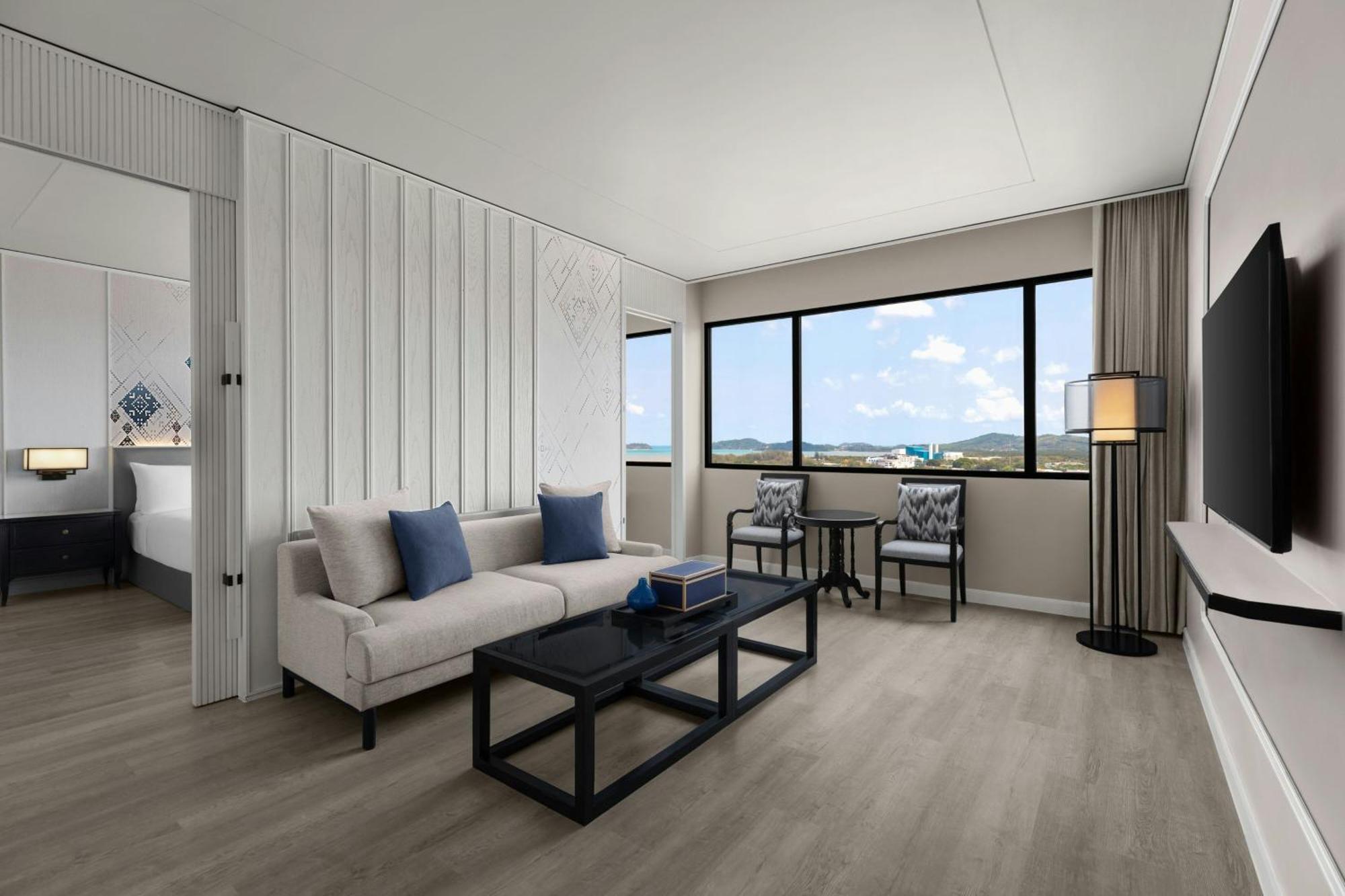 Hotel Courtyard By Marriott Phuket Town Exterior foto